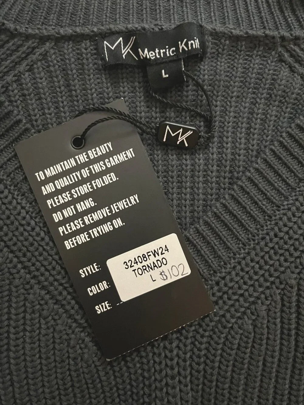 Michael Kors (MK) Metric Knits V-Neck Pullover Sweater Charcoal Gray Size L NWT